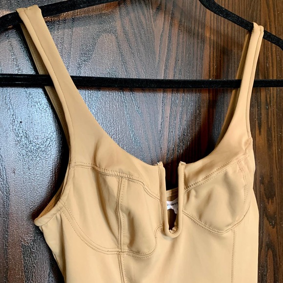 Good American Tan Bodysuit - Picture 3 of 7